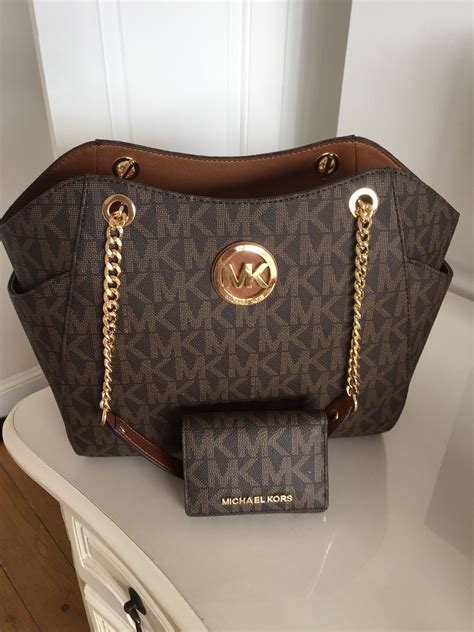 michael kors matching bag and purse